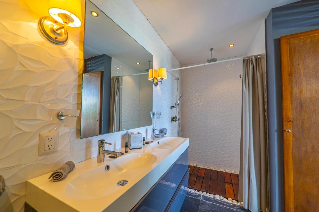Suites At Sapphire Ocean Club プエルトバラータ エクステリア 写真